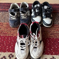 NIKE 23cm ニューバランス 22.5cm　ミズノ 23.5cm　シューズ　3足セット　子供　の画像