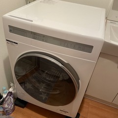 ニトリ  12キロ　洗濯機　ドラム式　横方　　
