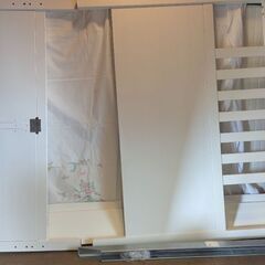 ダブルベット、マットレス2枚の画像