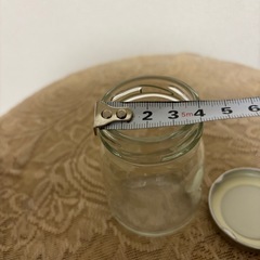 ガラス瓶70個の画像