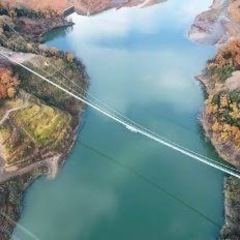 【2人います！】【日本一長い吊り橋】5/3(土)14:00～ダム...