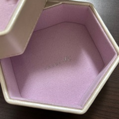 カナルヨンドシー 箱の画像