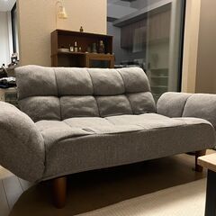 【リクライニング機能付き 2人掛けソファ】グレー｜4年使用｜シンプルで合わせやすいデザインの画像