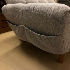 【リクライニング機能付き 2人掛けソファ】グレー｜4年使用｜シンプルで合わせやすいデザインの画像