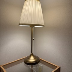 IKEAテーブルランプ