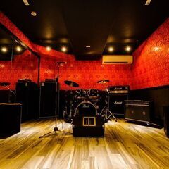 初心者さん大歓迎！やさしいギター教室🎸10代から70代まで対応可能！対面・オンライン・出張レッスン対応・送迎可◎の画像