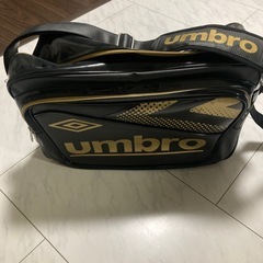 アンブロ　エナメルスポーツバッグ