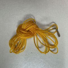 釣り用　尻手ロープ？