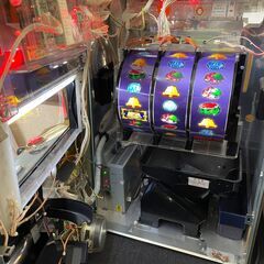 聖闘士星矢 黄金激闘編 実機 パチスロ スロット コイン不要機の画像