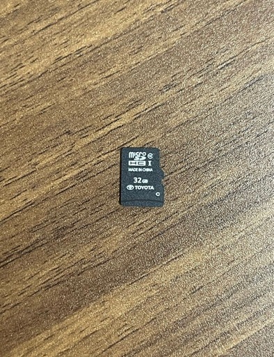 トヨタ NSZT-Y66T 9インチ用08675-0AR35 地図SD 実機にて動作確認済 送料無料 2018年春　動作確認済みです。