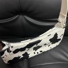ハンドバッグ　2個セット　ショルダーバッグ  牛柄　カウ　クロコダイルの画像