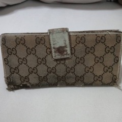 【最終値下げ】GUCCIシェリーライン長財布の画像