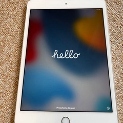 Apple iPad mini4 シルバー 【美品】