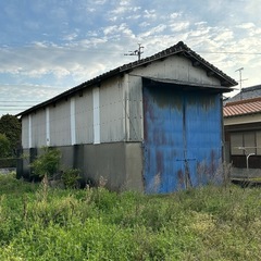 ガレージ探されてる方向けかなぁ😅古倉庫二軒セット貸し🧡地域最安ですよ〜🩵 - 不動産