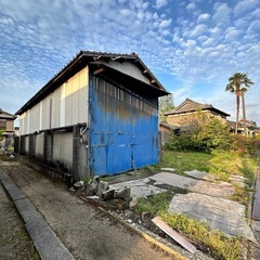 ガレージ探されてる方向けかなぁ😅古倉庫二軒セット貸し🧡地域最安ですよ〜🩵 - 久留米市