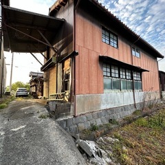ガレージ探されてる方向けかなぁ😅古倉庫二軒セット貸し🧡地域最安ですよ〜🩵 - 賃貸（マンション/一戸建て）