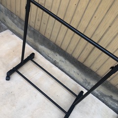 黒 ハンガーラック 収納の画像