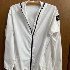 リーボックパーカー