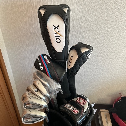 ゴルフフルセットゼクシオ10新品未使用（一部中古）