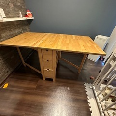 IKEA テーブル