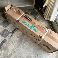 フローリング材　1つ