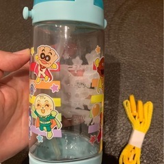アンパンマン水筒の画像