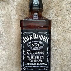 ジャックダニエル　700ml　テネシー・ウイスキー　Jack D...