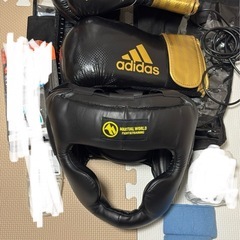グローブ　14oz adidas ヘッドギア　Ｌ　マーシャルワー...