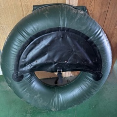 ZEAL ズイール　フローター　釣り　バス釣り　O型　
ゴムボートの画像