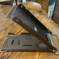 あき缶潰し器「つぶすくん」