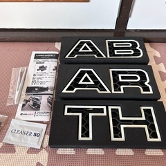 アバルト595ロゴインパクトとフラップクリップの画像