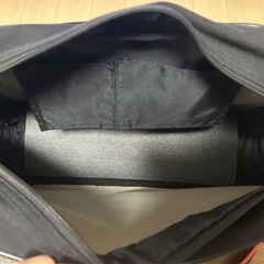 adidas 肩掛けバック　の画像