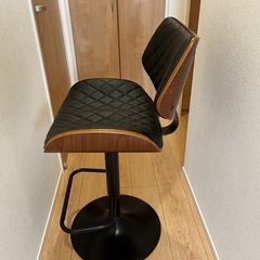 カウンターチェアの画像