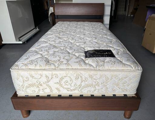 最高級 関家具＆KingsDown シングルベッド、幅98cm Used/キレイ