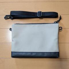 ニューバランス　ショルダーバッグの画像