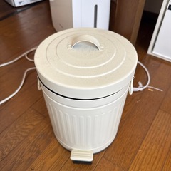 ゴミ箱　ニトリの画像