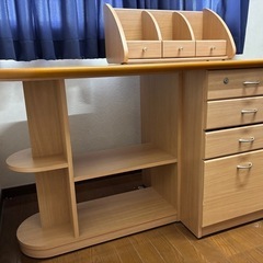 おしゃれな学習机
の画像