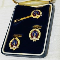 希少 London badge &button カフス　ネクタイピンセット の画像