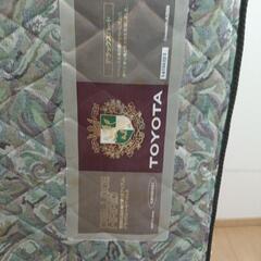 トヨタベッドマットレスセミダブルの画像