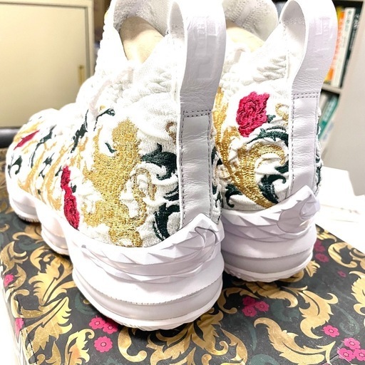 KITH × NIKE LEBRON PERFORMANCE XV WHITE