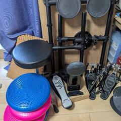YAMAHA 電子ドラム ツインペダル 床防音付きの画像