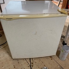小型冷蔵庫