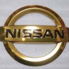 NV350 キャラバン　E26　ニッサン　金メッキ風　バックドア用　エンブレムの画像