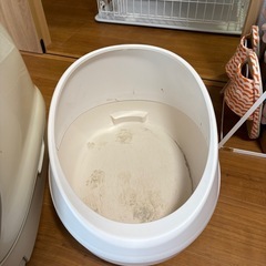 アイリス　キャットゲージ　トイレ付きの画像