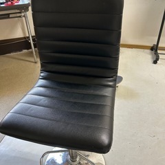 カウンターチェアの画像