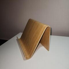 お取り引き終了しました　IKEA   イケア　木製　北欧　タブレットスタンド　ブックスタンドの画像