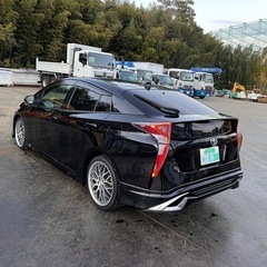 2016年式・トヨタ プリウス50•車検8年7月の画像