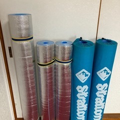 アウトドアマットまとめて
の画像