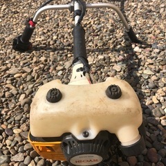 エンジン　RYOBI ［草刈り機]  EKK-2620  25cc動作確認済
の画像