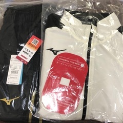MIZUNO ウィンドブレーカーの画像